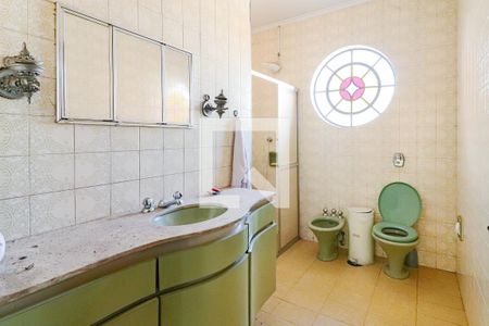 Casa à venda com 290m², 4 quartos e 3 vagas Casa à venda com 290m², 4 quartos e 3 vagasBanheiro Social