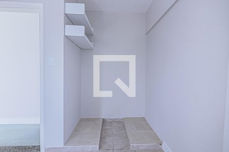 Apartamento para alugar com 160m², 3 quartos e 2 vagas Apartamento para alugar com 160m², 3 quartos e 2 vagasQuarto 3 - Armários