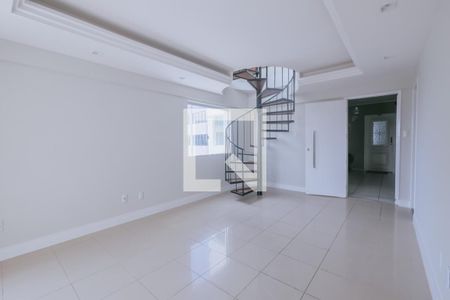 Apartamento para alugar com 160m², 3 quartos e 2 vagas Apartamento para alugar com 160m², 3 quartos e 2 vagasSala