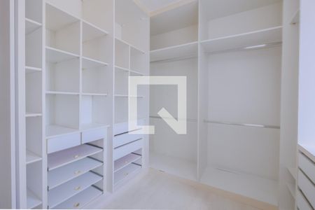 Apartamento para alugar com 160m², 3 quartos e 2 vagas Apartamento para alugar com 160m², 3 quartos e 2 vagasCLOSET