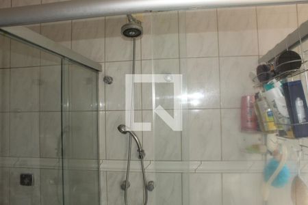 Casa de condomínio para alugar com 630m², 4 quartos e 5 vagasBanheiro da Suíte 2