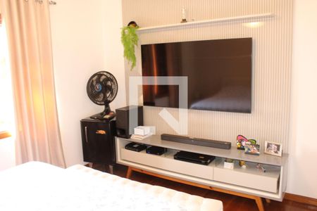 Casa de condomínio para alugar com 630m², 4 quartos e 5 vagasSuíte 2