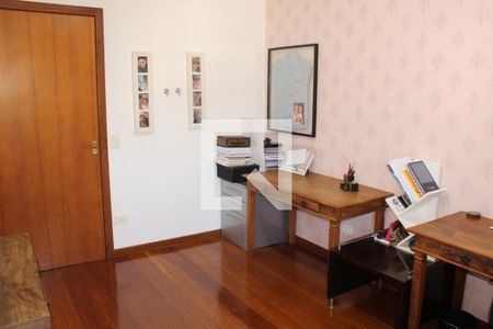 Casa de condomínio para alugar com 630m², 4 quartos e 5 vagasQuarto 3