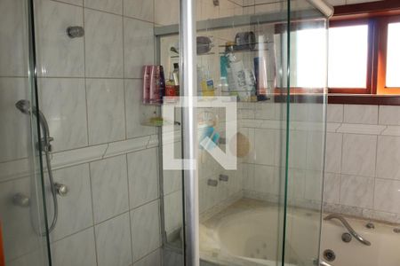 Casa de condomínio para alugar com 630m², 4 quartos e 5 vagasBanheiro da Suíte 2