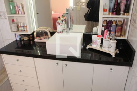 Casa de condomínio para alugar com 630m², 4 quartos e 5 vagasBanheiro da Suíte 1