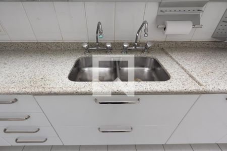 Apartamento para alugar com 105m², 3 quartos e 2 vagasCozinha