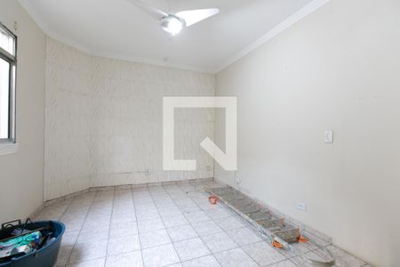 Casa à venda com 220m², 4 quartos e 3 vagas Casa à venda com 220m², 4 quartos e 3 vagasQuarto 2