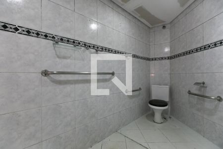 Casa à venda com 220m², 4 quartos e 3 vagas Casa à venda com 220m², 4 quartos e 3 vagasBanheiro