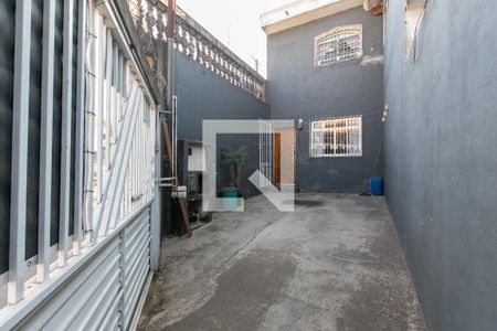Casa à venda com 220m², 4 quartos e 3 vagas Casa à venda com 220m², 4 quartos e 3 vagasGaragem
