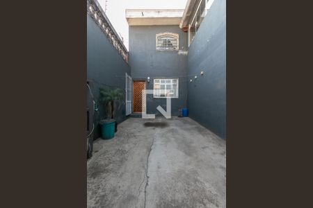 Casa à venda com 220m², 4 quartos e 3 vagas Casa à venda com 220m², 4 quartos e 3 vagasGaragem