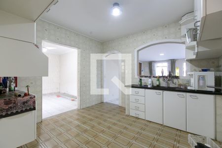 Casa à venda com 220m², 4 quartos e 3 vagas Casa à venda com 220m², 4 quartos e 3 vagasCozinha