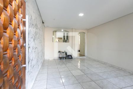 Sala de casa à venda com 4 quartos, 220m² em Vila Verde, São Paulo