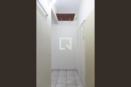 Casa à venda com 220m², 4 quartos e 3 vagas Casa à venda com 220m², 4 quartos e 3 vagasCloset do quarto 1