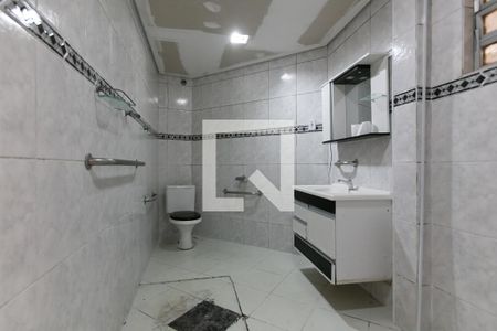 Casa à venda com 220m², 4 quartos e 3 vagas Casa à venda com 220m², 4 quartos e 3 vagasBanheiro