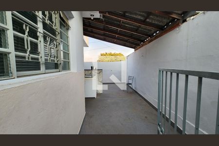 Casa à venda com 273m², 4 quartos e sem vaga Casa à venda com 273m², 4 quartos e sem vagaEdícula 2