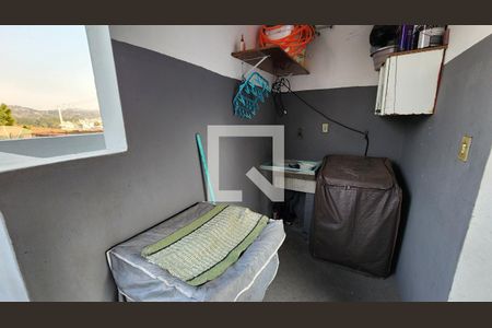 Casa à venda com 273m², 4 quartos e sem vaga Casa à venda com 273m², 4 quartos e sem vagaÁrea de Serviço Edícula 2