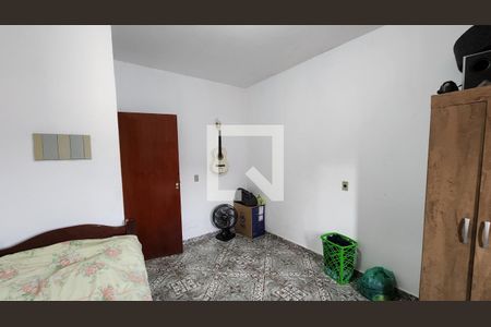 Casa à venda com 273m², 4 quartos e sem vaga Casa à venda com 273m², 4 quartos e sem vagaQuarto 2 Edícula 2