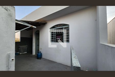 Casa à venda com 273m², 4 quartos e sem vaga Casa à venda com 273m², 4 quartos e sem vagaEdícula