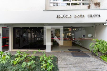 Apartamento à venda com 160m², 2 quartos e 1 vaga Apartamento à venda com 160m², 2 quartos e 1 vagaHall de entrada