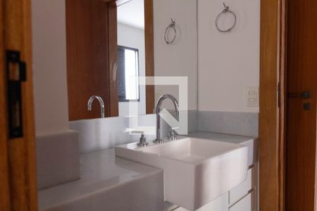 Apartamento para alugar com 179m², 4 quartos e 2 vagas Apartamento para alugar com 179m², 4 quartos e 2 vagasBanheiro