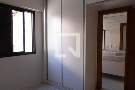 Apartamento para alugar com 179m², 4 quartos e 2 vagas Apartamento para alugar com 179m², 4 quartos e 2 vagasSuíte 2