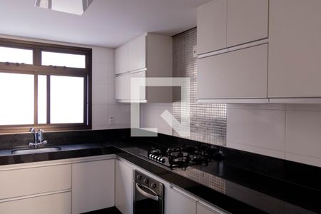 Apartamento para alugar com 179m², 4 quartos e 2 vagas Apartamento para alugar com 179m², 4 quartos e 2 vagasCozinha