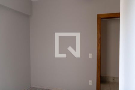 Apartamento para alugar com 179m², 4 quartos e 2 vagas Apartamento para alugar com 179m², 4 quartos e 2 vagasQuarto 2