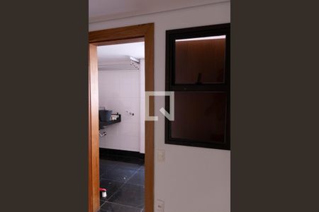 Apartamento para alugar com 179m², 4 quartos e 2 vagas Apartamento para alugar com 179m², 4 quartos e 2 vagasQuarto de Serviço
