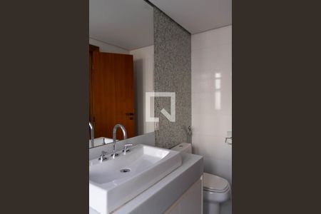 Apartamento para alugar com 179m², 4 quartos e 2 vagas Apartamento para alugar com 179m², 4 quartos e 2 vagasBanheiro da Suíte 2