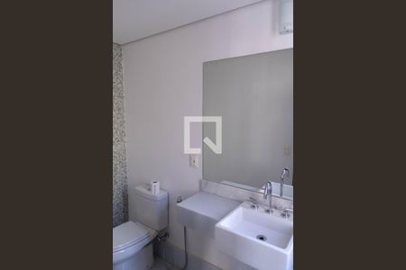 Apartamento para alugar com 179m², 4 quartos e 2 vagas Apartamento para alugar com 179m², 4 quartos e 2 vagasBanheiro Social