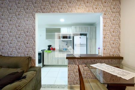 Cozinha de apartamento para alugar com 1 quarto, 64m² em Guilhermina, Praia Grande