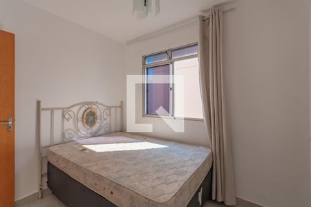 Quarto 2 de apartamento para alugar com 2 quartos, 55m² em São João Batista (venda Nova), Belo Horizonte