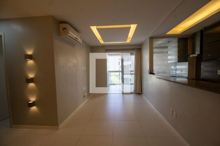 Sala de apartamento para alugar com 2 quartos, 70m² em Recreio dos Bandeirantes, Rio de Janeiro