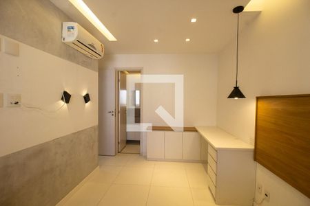 Suíte de apartamento para alugar com 2 quartos, 70m² em Recreio dos Bandeirantes, Rio de Janeiro