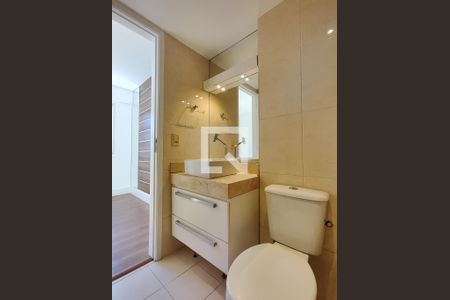 Apartamento à venda com 80m², 3 quartos e 1 vaga Apartamento à venda com 80m², 3 quartos e 1 vagaBanheiro Suite