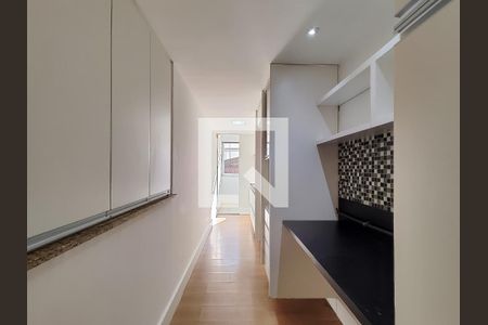 Apartamento à venda com 80m², 3 quartos e 1 vaga Apartamento à venda com 80m², 3 quartos e 1 vagaCozinha