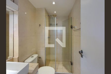 Apartamento à venda com 80m², 3 quartos e 1 vaga Apartamento à venda com 80m², 3 quartos e 1 vagaBanheiro Suite