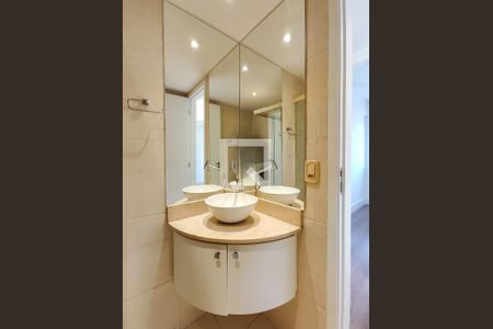 Apartamento à venda com 80m², 3 quartos e 1 vaga Apartamento à venda com 80m², 3 quartos e 1 vagaBanheiro Social