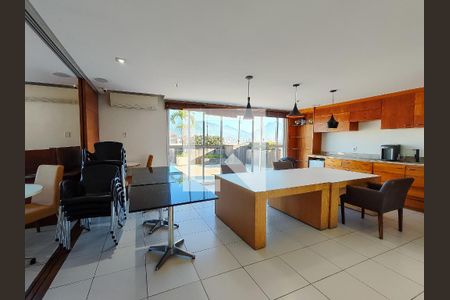 Apartamento à venda com 80m², 3 quartos e 1 vaga Apartamento à venda com 80m², 3 quartos e 1 vagaÁrea comum