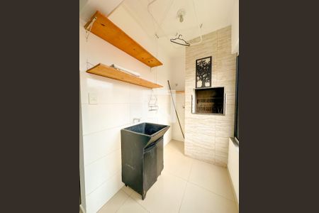 Apartamento para alugar com 60m², 2 quartos e 1 vagaÁrea de Serviço