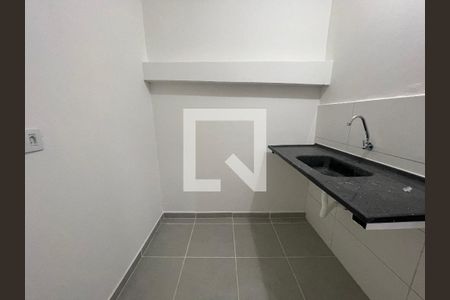 Cozinha de casa para alugar com 1 quarto, 14m² em Vila Lageado, São Paulo