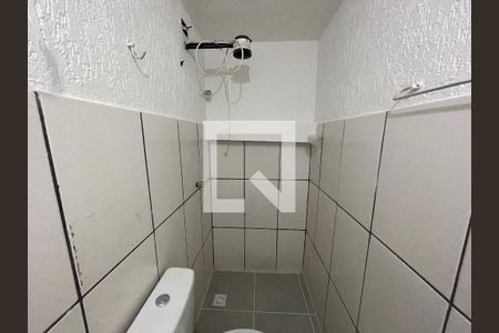 Banheiro Social de casa para alugar com 1 quarto, 14m² em Vila Lageado, São Paulo