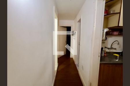 Apartamento à venda com 105m², 3 quartos e 1 vaga Apartamento à venda com 105m², 3 quartos e 1 vagaCorredor