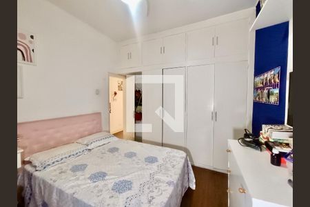 Apartamento à venda com 105m², 3 quartos e 1 vaga Apartamento à venda com 105m², 3 quartos e 1 vagaQuarto 1