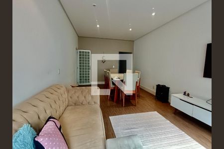 Apartamento à venda com 105m², 3 quartos e 1 vaga Apartamento à venda com 105m², 3 quartos e 1 vagaSala