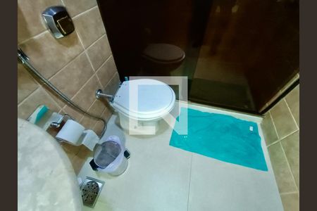 Apartamento à venda com 105m², 3 quartos e 1 vaga Apartamento à venda com 105m², 3 quartos e 1 vagaBanheiro social 1