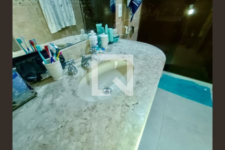 Apartamento à venda com 105m², 3 quartos e 1 vaga Apartamento à venda com 105m², 3 quartos e 1 vagaBanheiro social 1