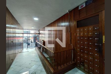 Apartamento à venda com 85m², 2 quartos e sem vagaFachada e portaria