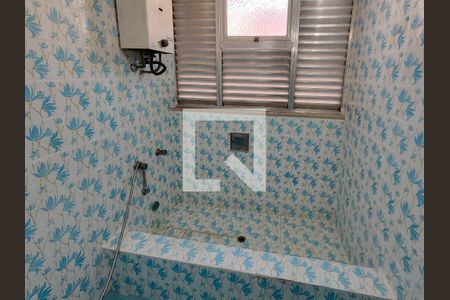 Apartamento à venda com 85m², 2 quartos e sem vagaBanheiro Corredor