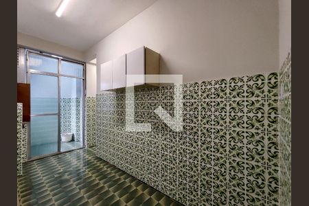 Apartamento à venda com 85m², 2 quartos e sem vagaCozinha e Área de Serviço